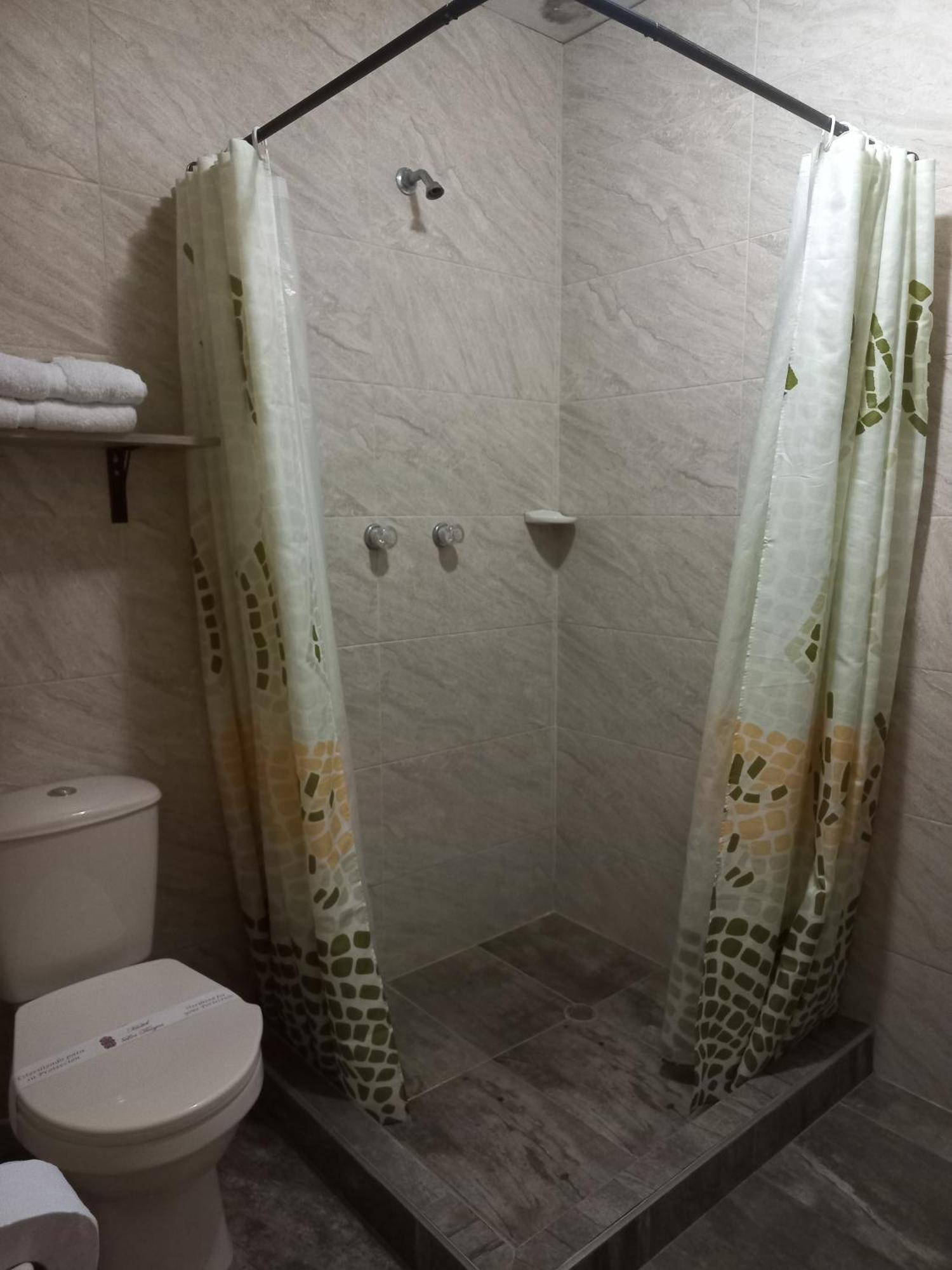 Hotel Los Tunjos Pereira Esterno foto
