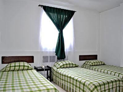 Hotel Los Tunjos Pereira Esterno foto